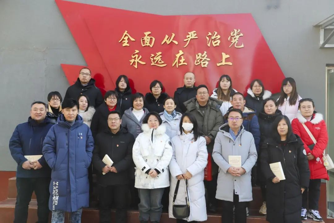 筑思想防线 树清风正气